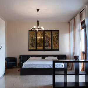 2* Couette-café Santa Croce